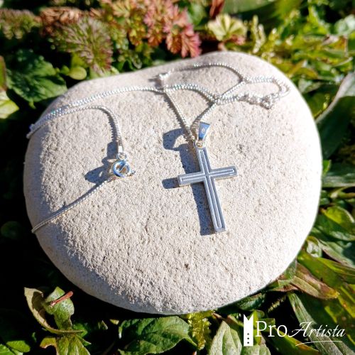 Collier "Croix " en émail champlevé sur argent
