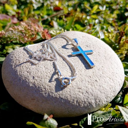 Collier "Croix " en émail champlevé sur argent