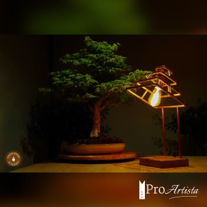 Pyramide de cuivre - Lampe de table artisanale - Once Upon A Light